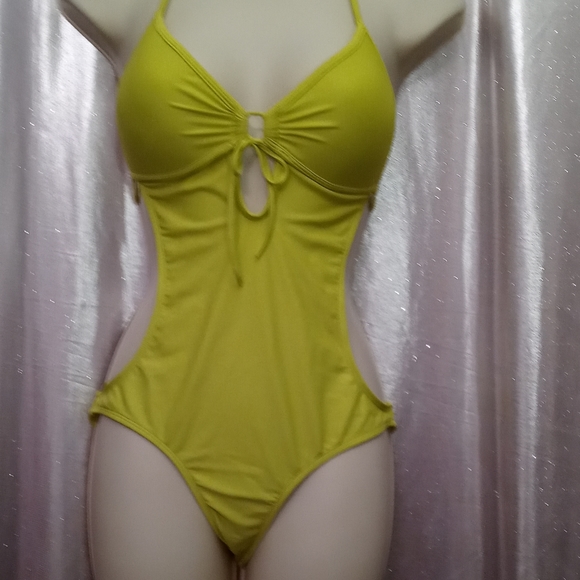 One piece bikini - Picture 2 of 6